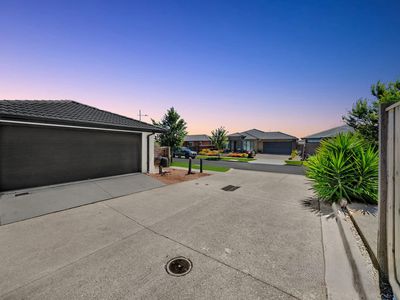1 Herne Path, Wyndham Vale