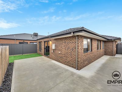 7 Amadeus Street, Clyde