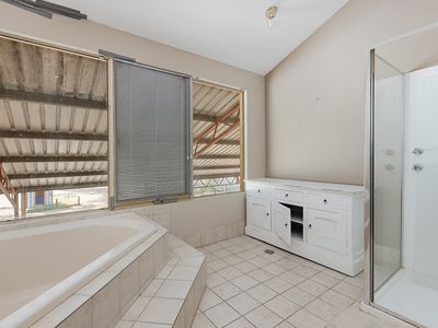 91 Mustang Road, Champion Lakes