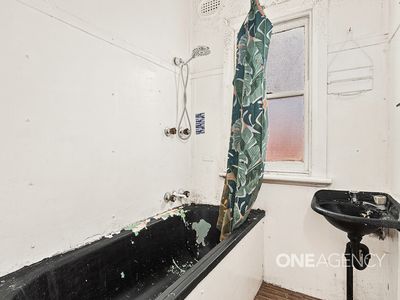 12 Malcolm Avenue, Cringila