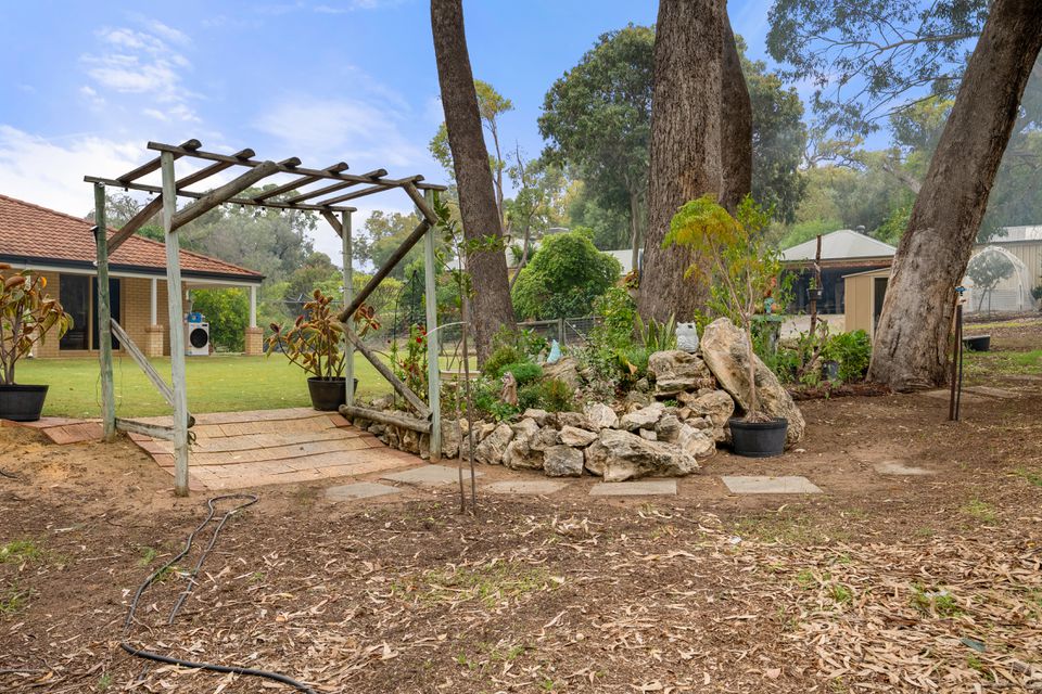 27 OAK WAY, Baldivis