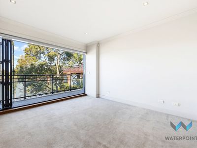 3 / 2 Bay Drive Meadowbank, Meadowbank
