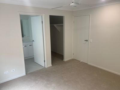 5 Westringia Court, Logan Reserve