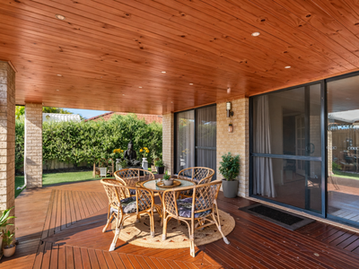 27 Kingsland Loop, Canning Vale