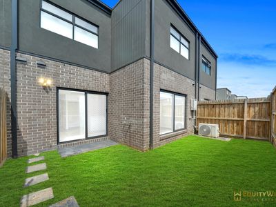 23 Grangehill Mews, Wyndham Vale