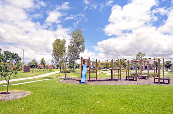 49 Bellfield Drive, Craigieburn