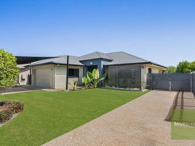 9 Santiago Court, Mount Louisa