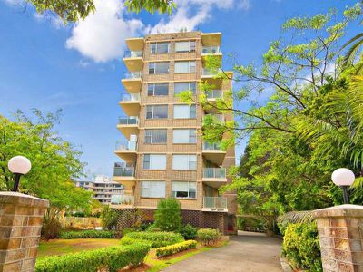 27 / 182 Raglan Street, Mosman