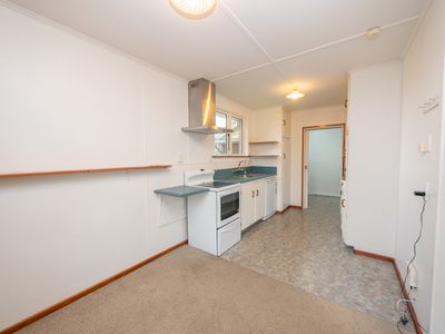 35 Columba Avenue, Calton Hill