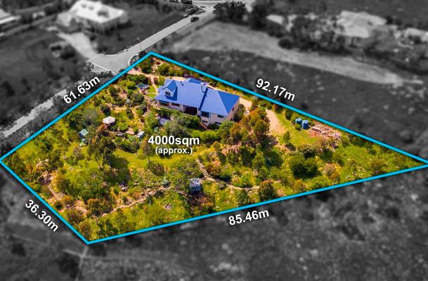 15 Creasey Court, Bulla