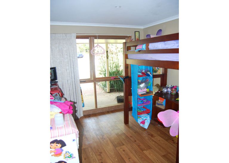 173 Robertsons Road, Portland