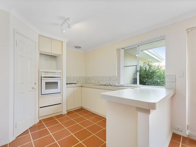 2/18 Drabble road, Scarborough
