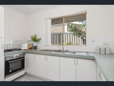 6/110 Woodrow Avenue, Dianella