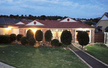 32 O'Neil Road, Beaconsfield