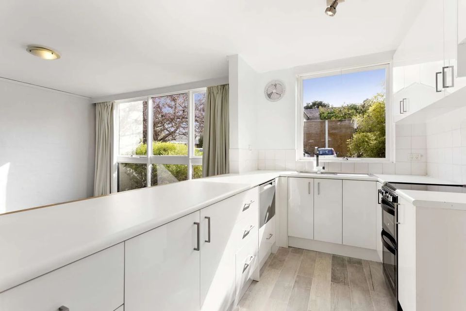 18 / 789 Malvern Road, Toorak