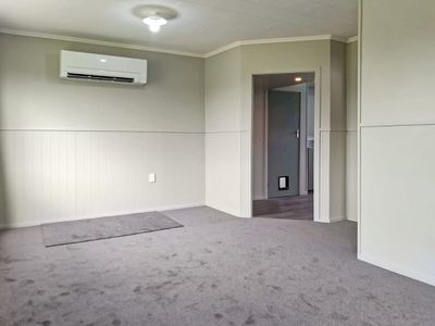 15 Sinclair Avenue, Nightcaps