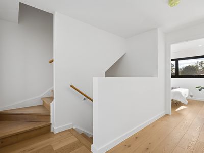 4 Bedroom / 9-9a Old Berowra Road, Hornsby