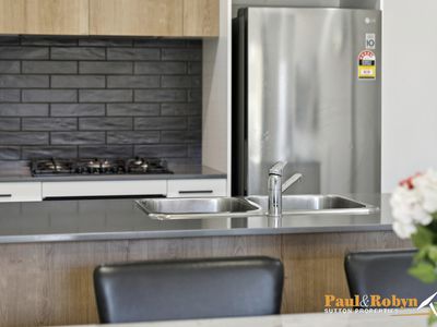 11C Woodberry Avenue, Coombs