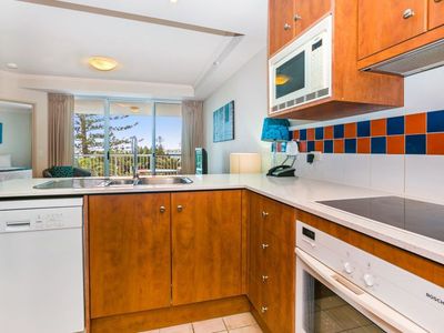 305 / 182 Marine Parade, Labrador