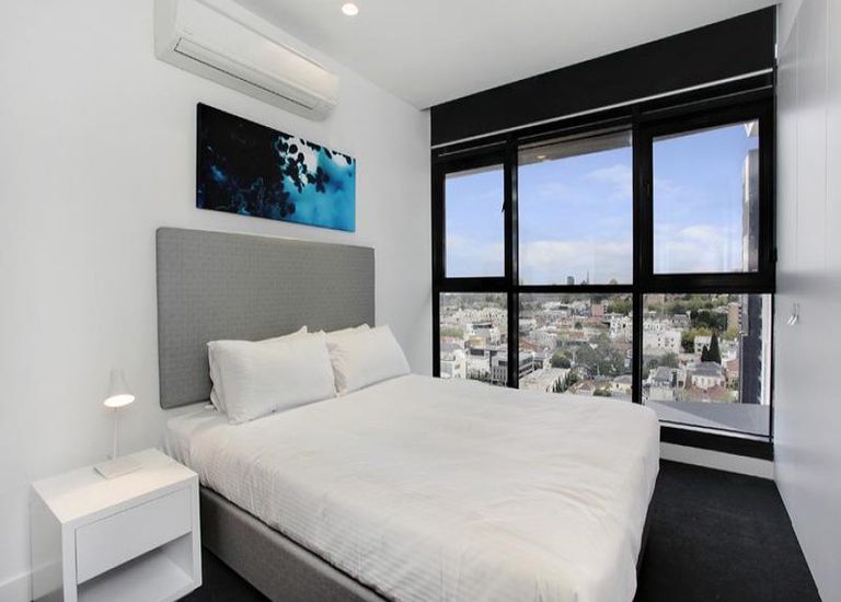 1606 / 12 Claremont Street, South Yarra