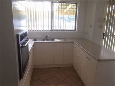 24 Kalang Ave, Ulladulla