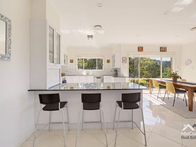 22 Headland Drive, Hallidays Point