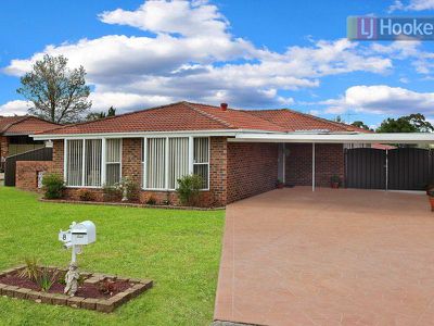 8 McFarlane Drive, Minchinbury