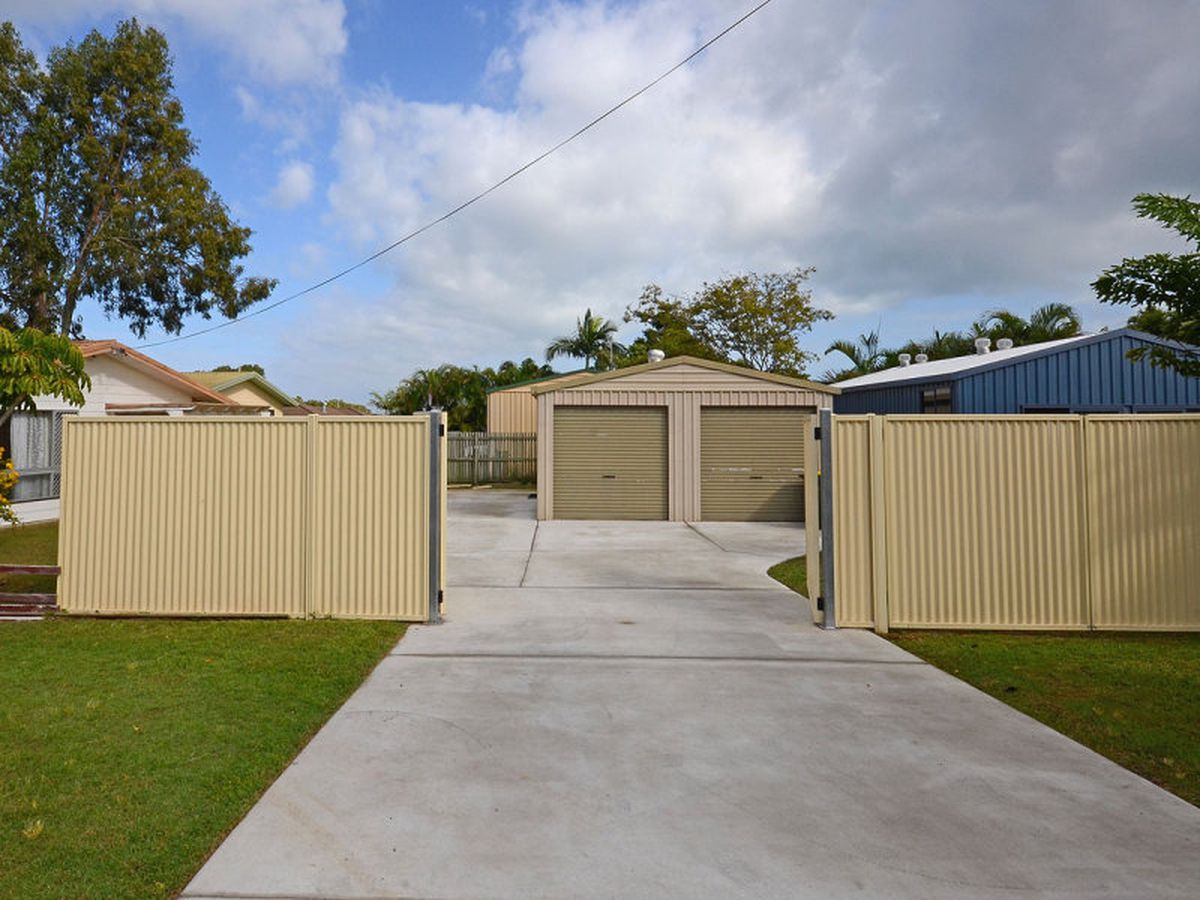2 CHARLEVILLE STREET, Point Vernon