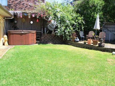 41 Belton Way, Forster