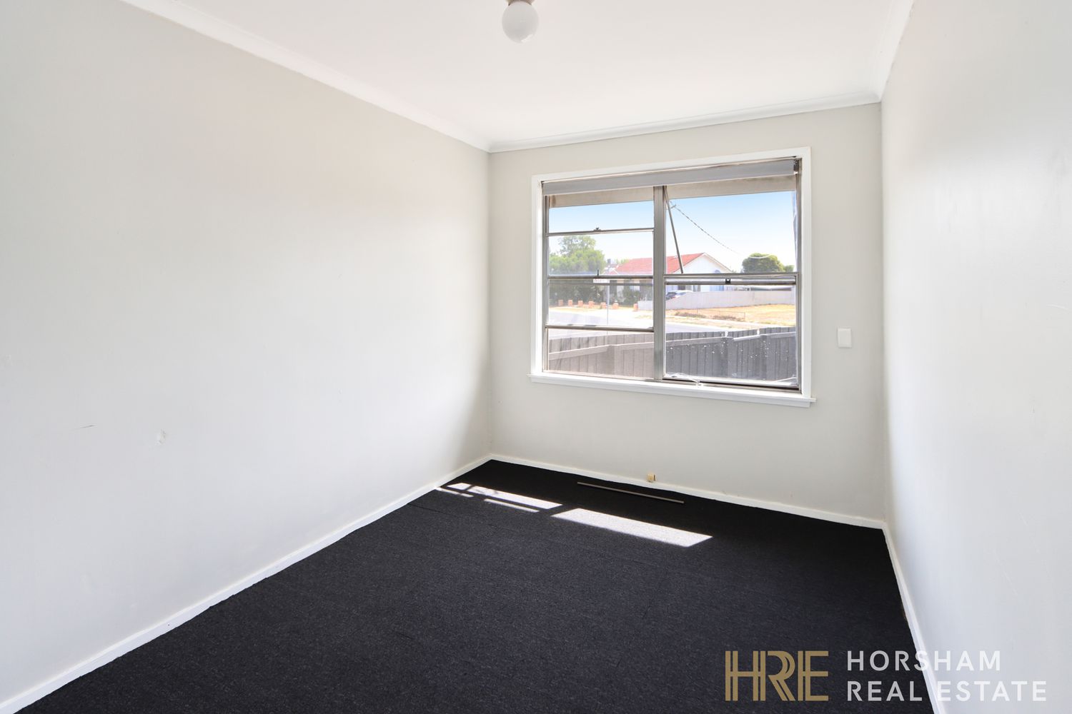 72 Albert Street, Horsham