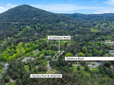 12 Salisbury Road, Mount Macedon