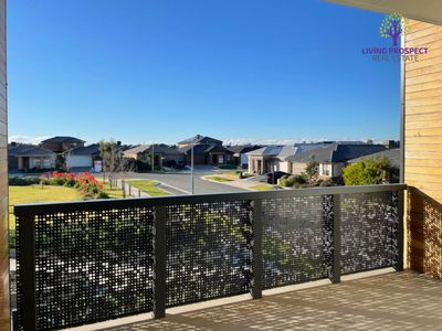 2 Broadside Walk, Point Cook