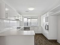 39 Port Jackson Boulevard, Clear Island Waters