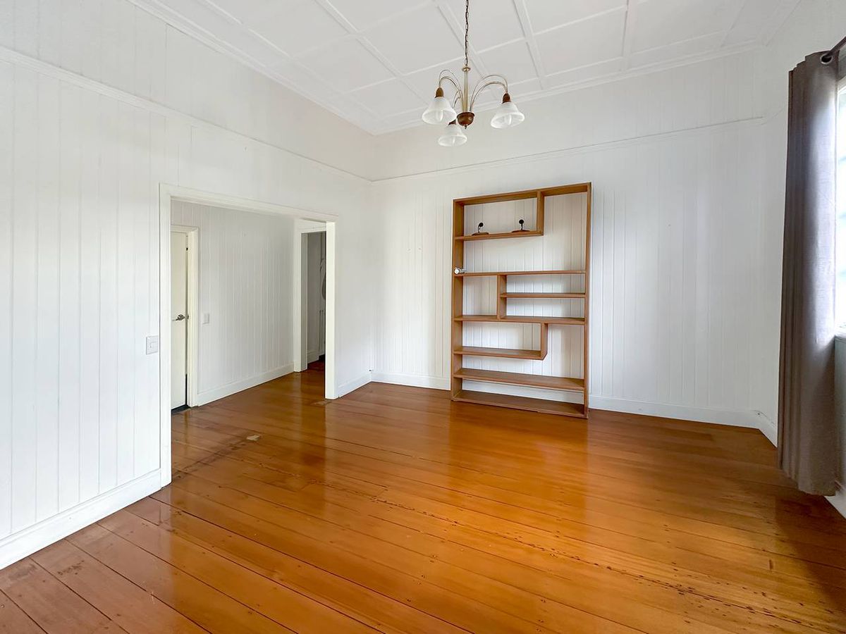 27 BEATRICE STREET, Atherton