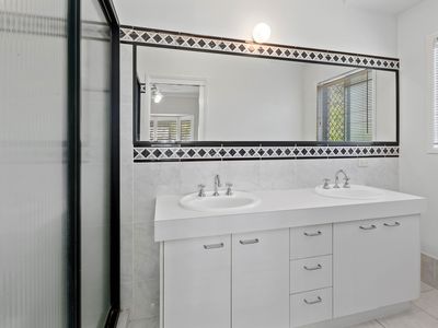 45 Zuhara Street, Rochedale South