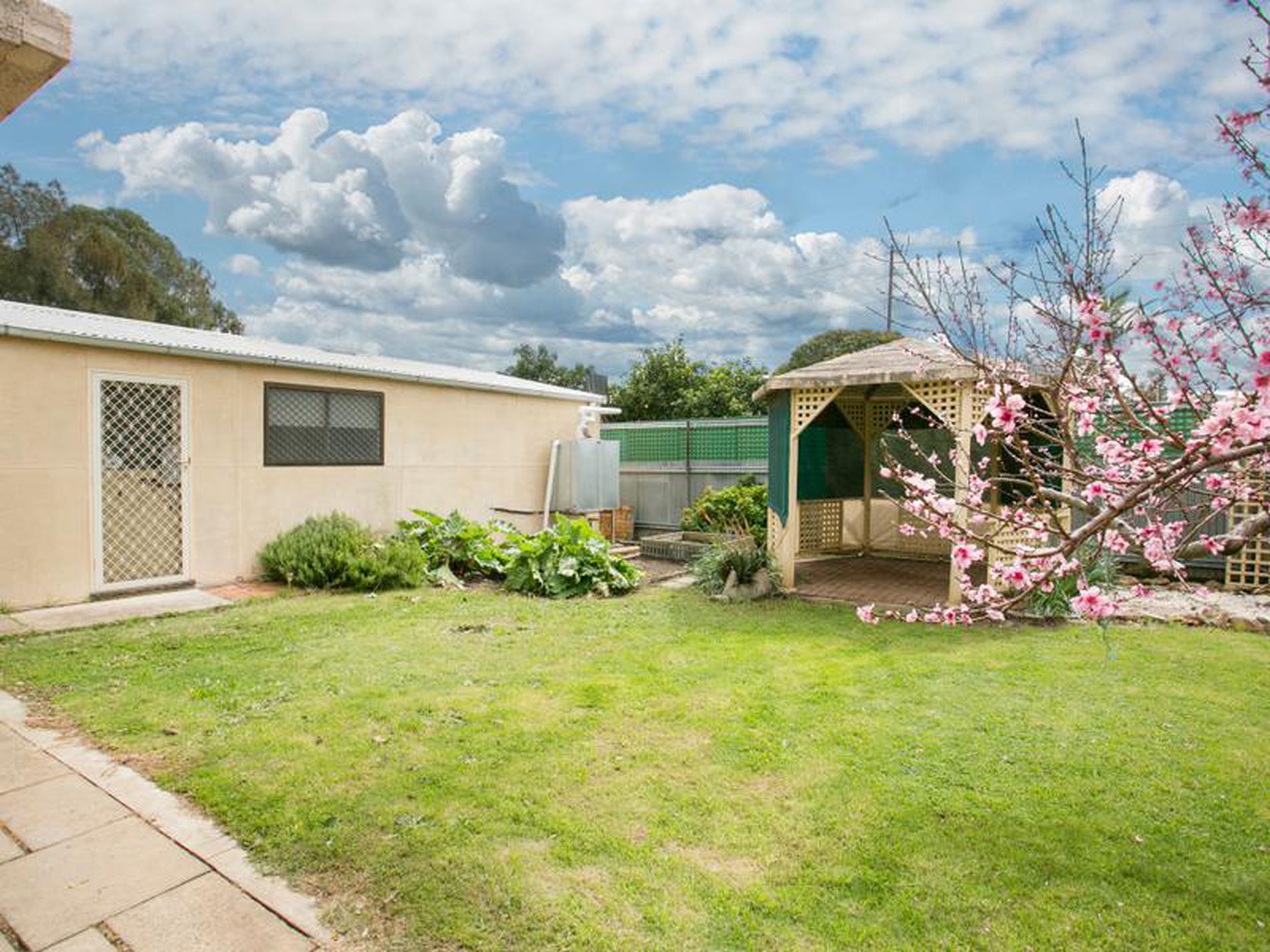 7 Graham Ave, Hackham