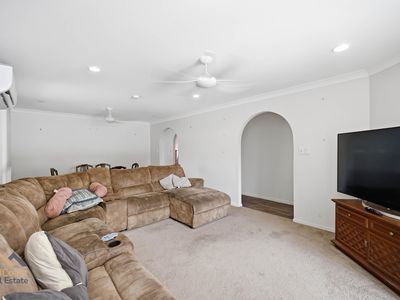 5 Wright Close, Tuncurry