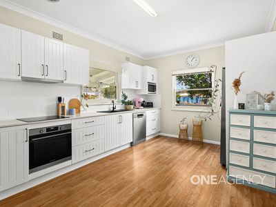 65 Deakin Street, Oak Flats