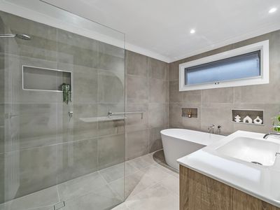 5 Furneaux Ct, Frankston