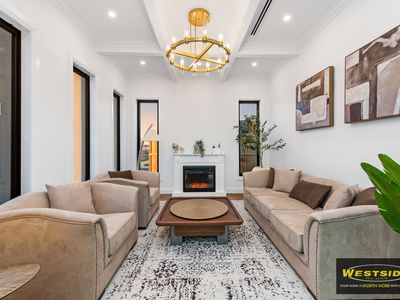 31 Alrose Gr, Deanside