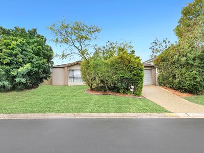 55 Golden Bear Dr, Arundel