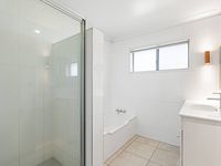 414 Mains Road, Macgregor