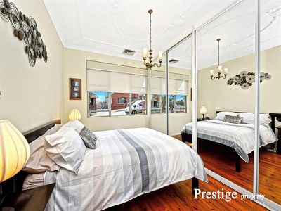 11 Knoll Avenue, Turrella