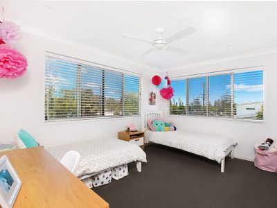 25 Tinbeerwah Street, Dicky Beach