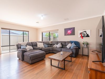 10 Pavonia Parade, Baldivis