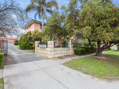 8/160 Waterloo Street, Tuart Hill