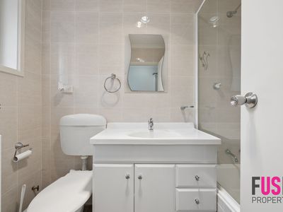 3 / 102 Henderson Road, Crestwood