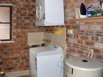 3 / 5 Mitchell Parade, Mollymook