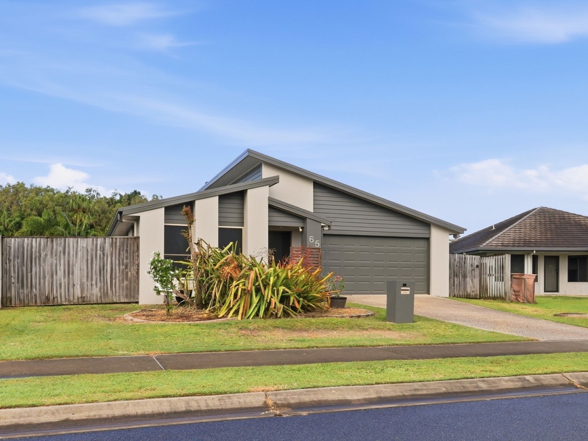 65 Whitehaven Drive, Blacks Beach