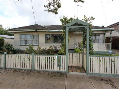 6 Roscommon Place, Herne Hill